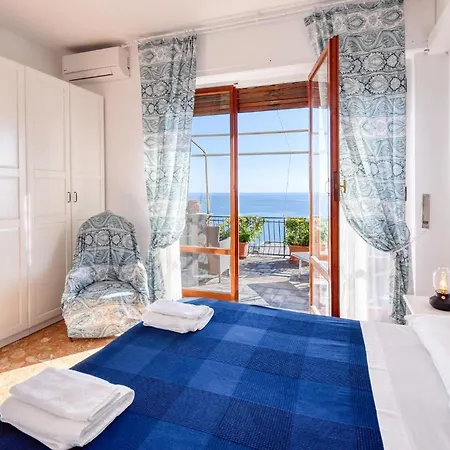 Terrazza Sul Golfo Paradiso Апартаменты Рекко