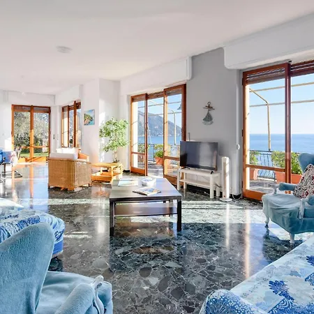 Terrazza Sul Golfo Paradiso * Рекко